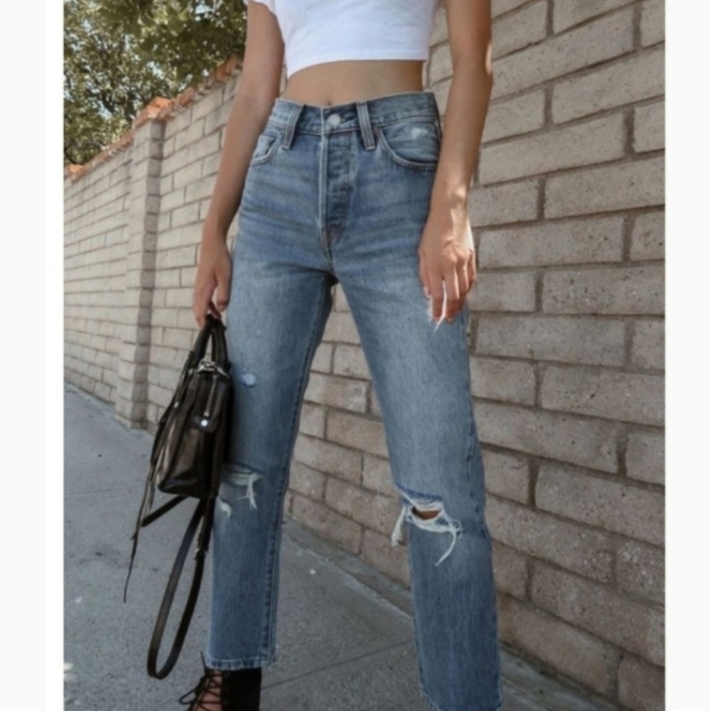 LEVI'S 501 CROPPED JEAN
